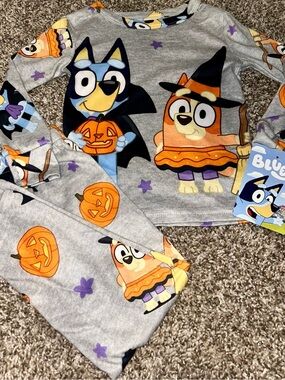 Bluey Halloween Kids Pajama Costume Set - Gray with Orange & Purple Accents